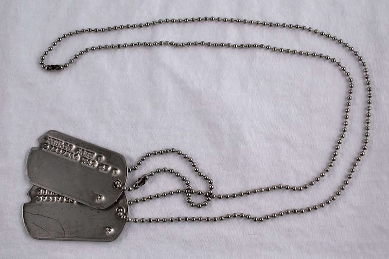 Ww2 dog tag chain top